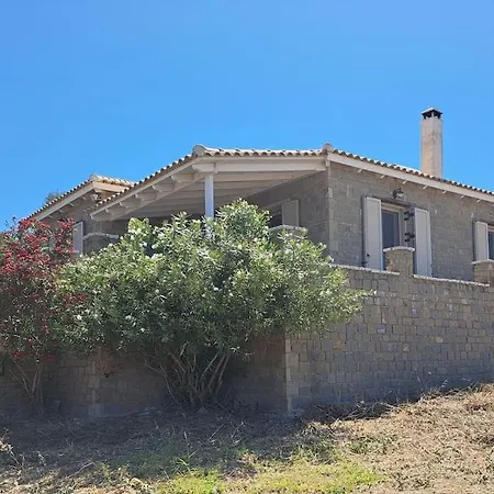 Βίλα Aeon - Stone House With Sea View *